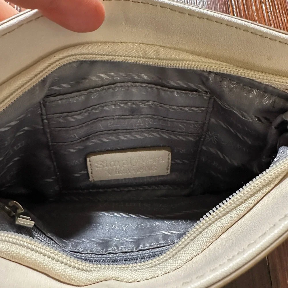Vintage Simply Vera Wang‎ Wristlet Purse Black and White Weave